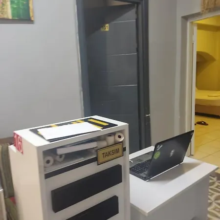 Taksim Hisar Hotel 3*